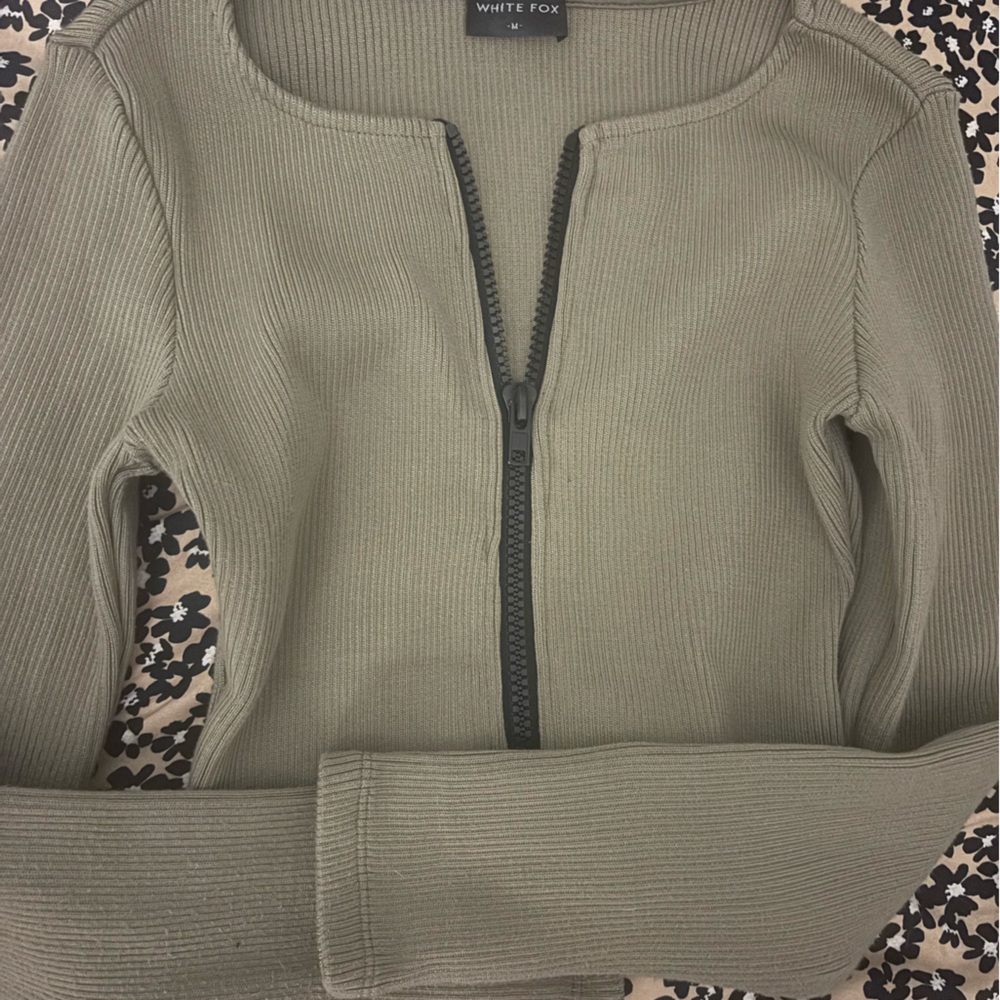 FINAL SALE- White Fox Olive Green Thick Ribbed Zip-Up Jacket— HOT DEAL 🌶️